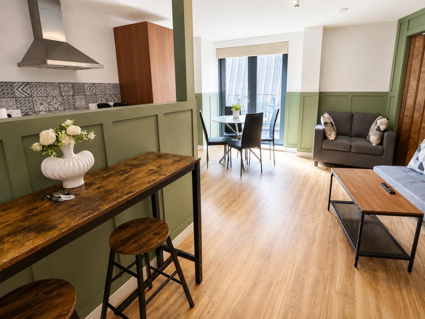 Two Bedrooms Flat - Manchester City Centre — Photos 3